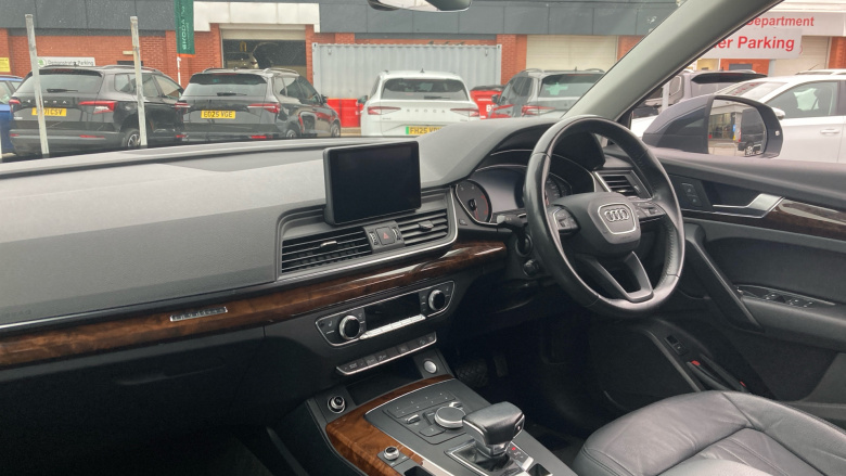 Audi Q5 2.0 TDI Quattro SE 5dr S Tronic Diesel Estate